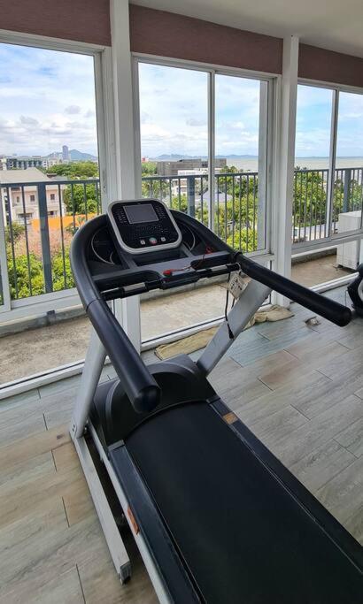 Cosy Seaview Room, High Floor, Free Netflix Apartment Bang Saen