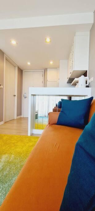 Cosy Seaview Room, High Floor, Free Netflix *